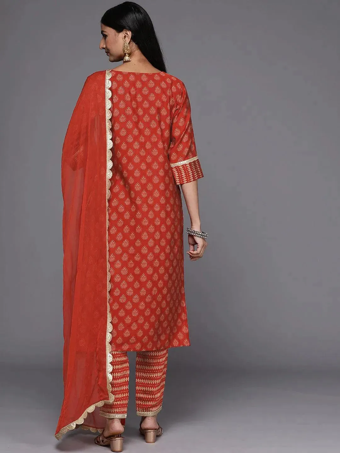 Orange Printed Silk Blend Straight Kurta With Dupatta